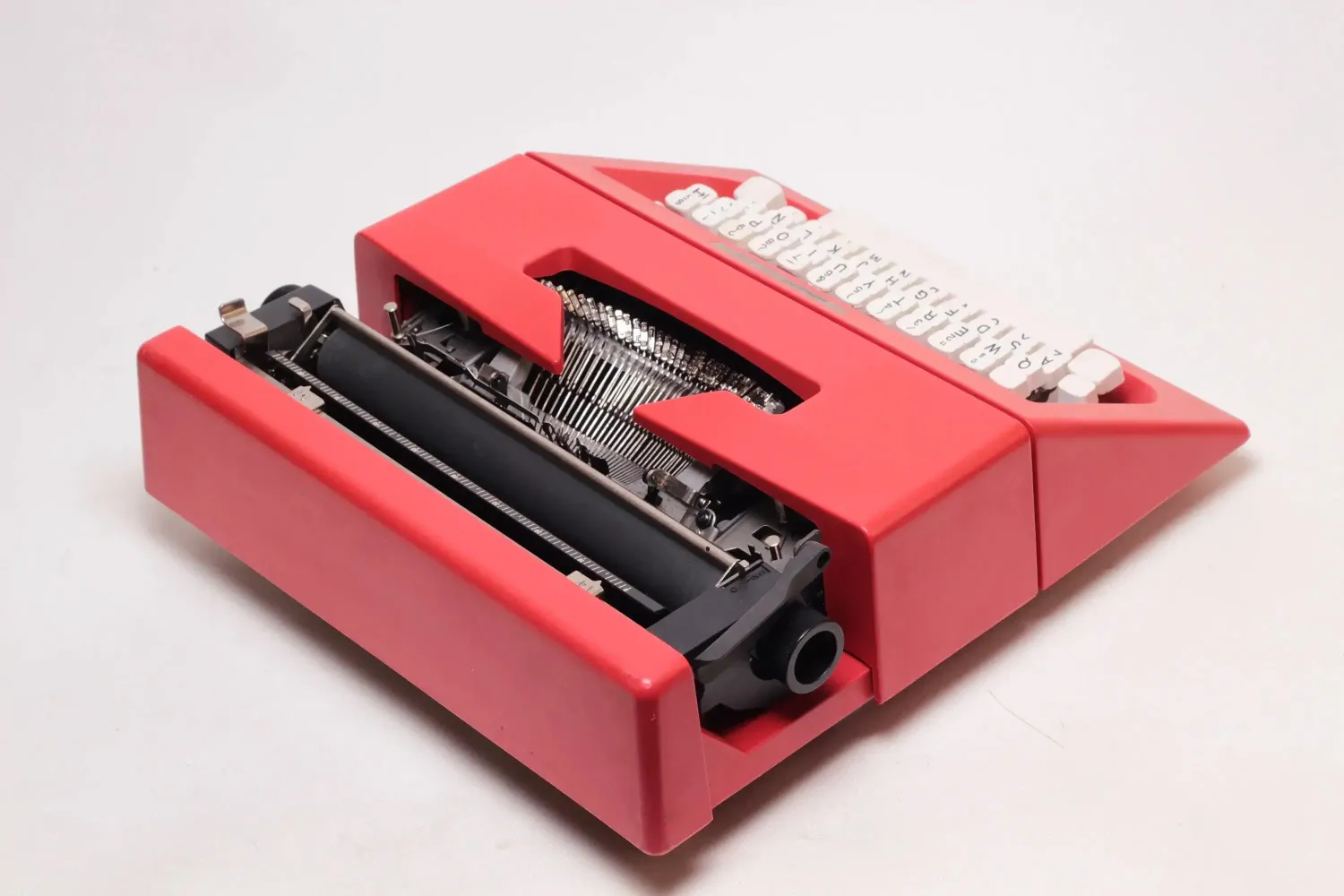 Olivetti College / Lettera 25 Red, Manual Vintage Typewriter, Serviced