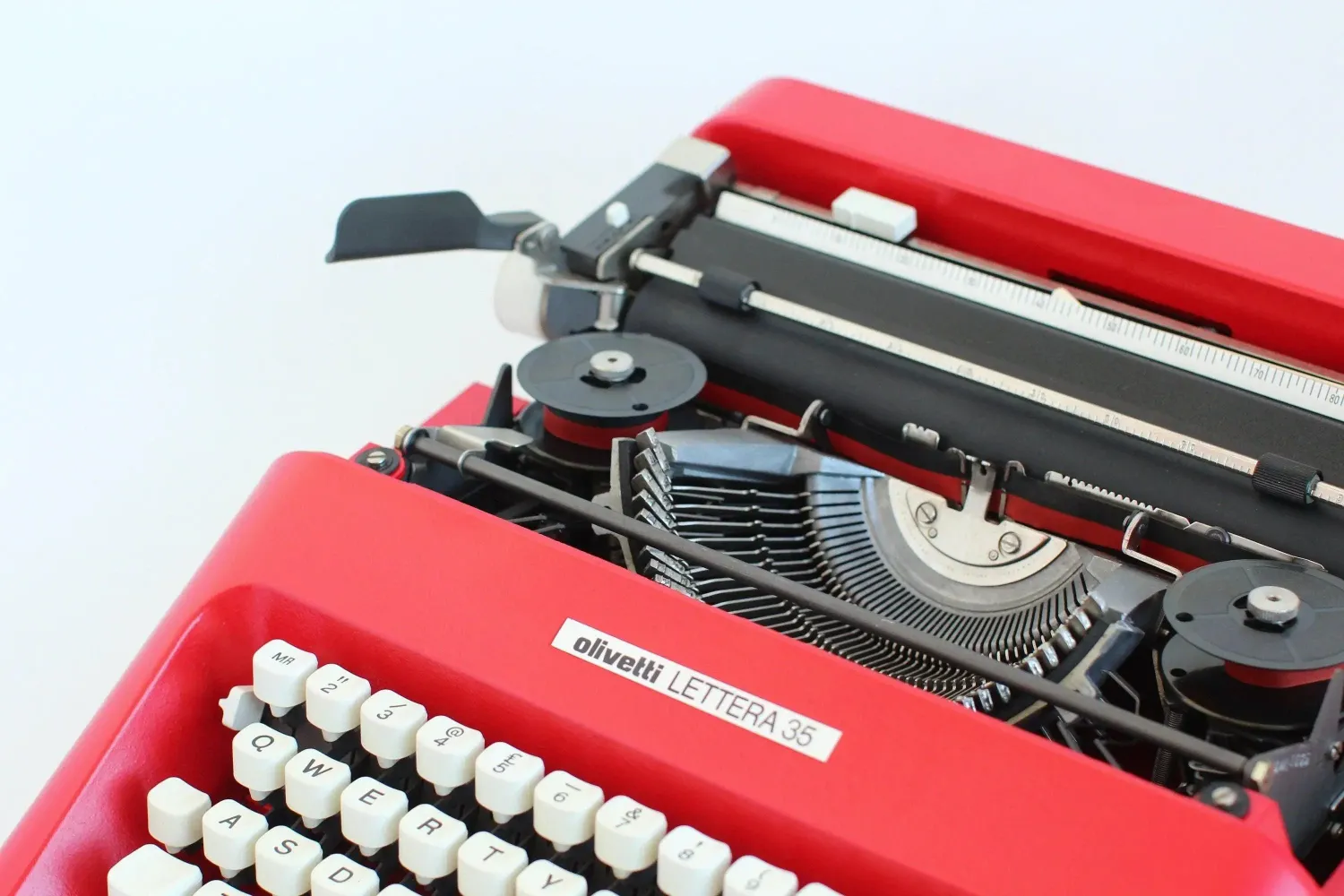 Olivetti Lettera 35 Red, Vintage Manual Typewriter, Refurbished