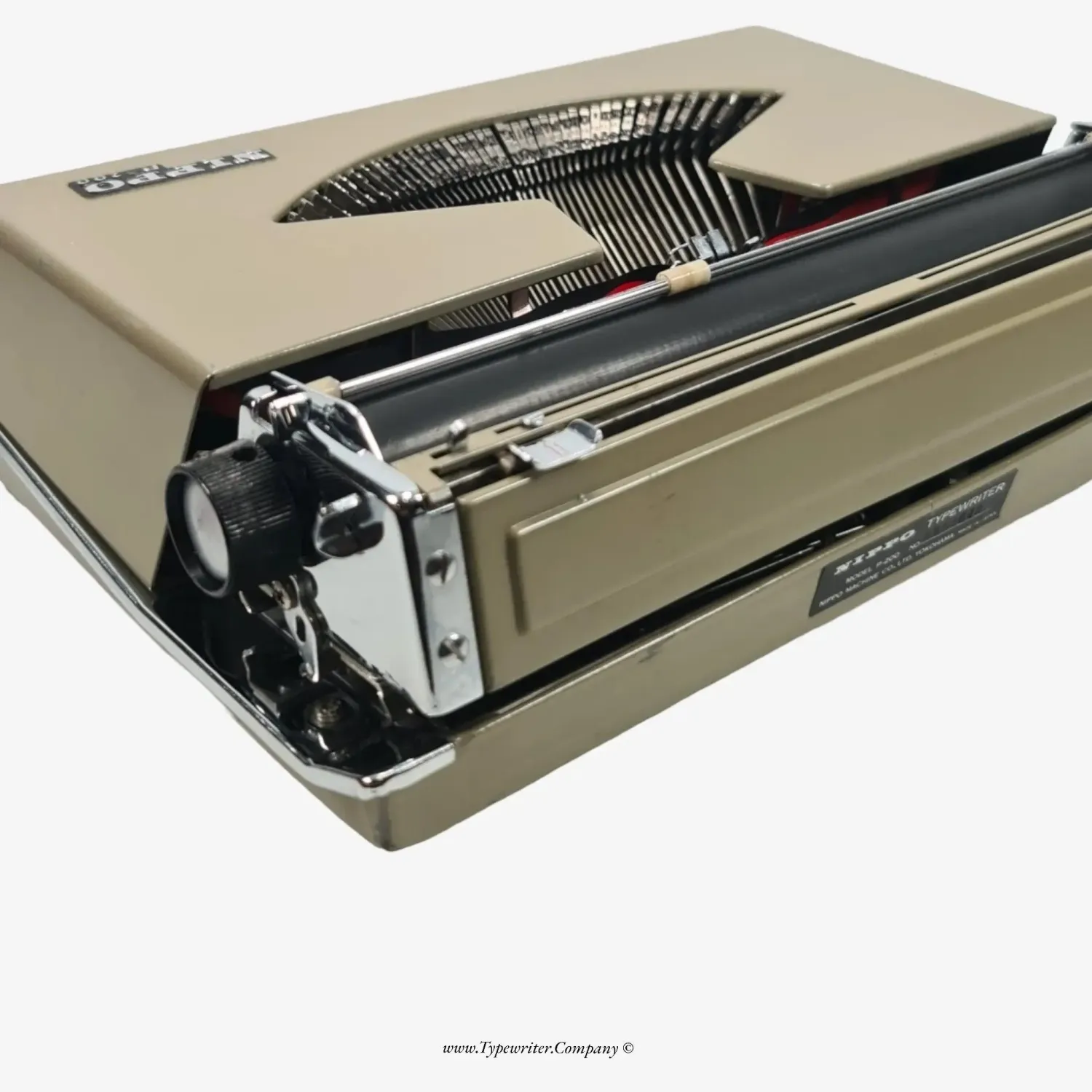 Nippo P-200 Manual Vintage Typewriter, Serviced, Qwerty Keyboard