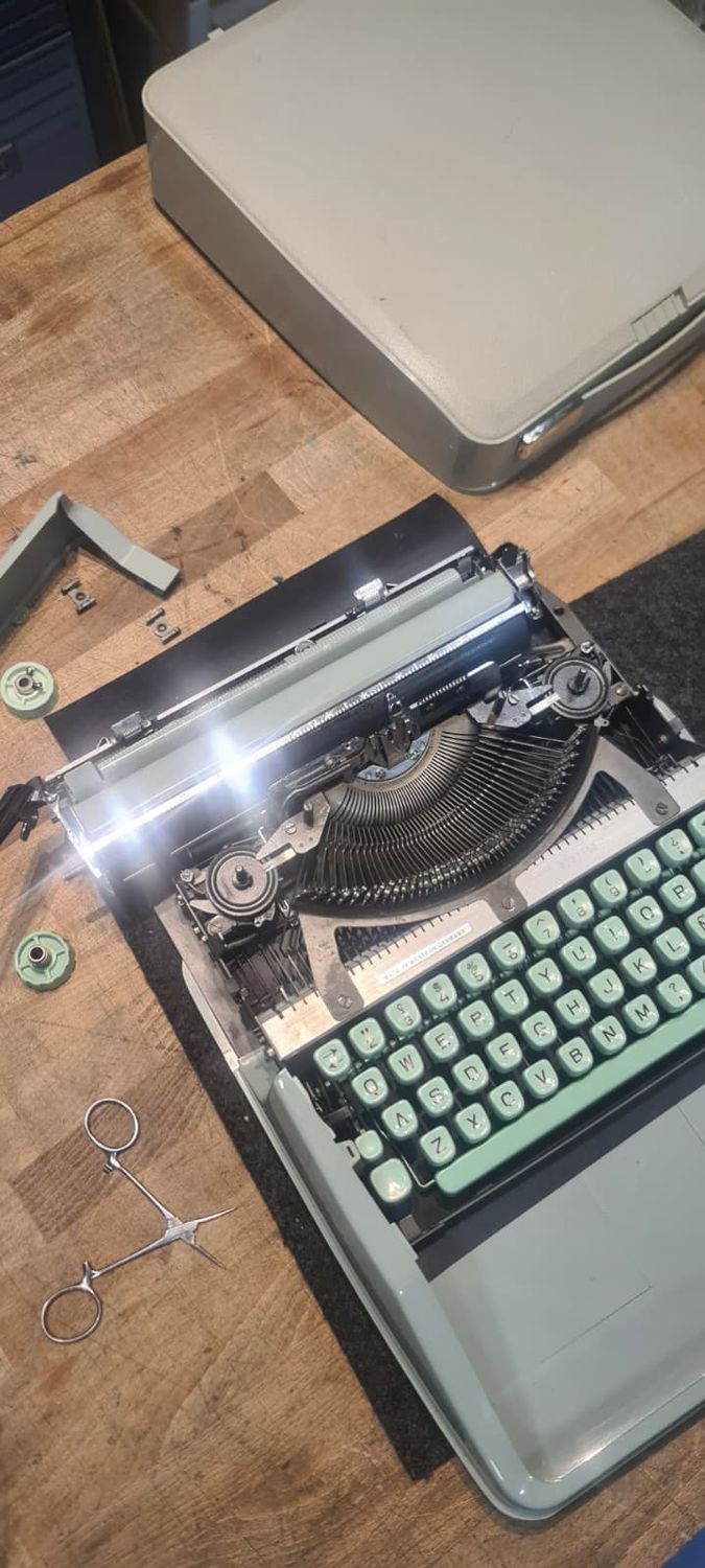 RESERVED! Hermes BabyHermes Baby, Vintage Manual Typewriter