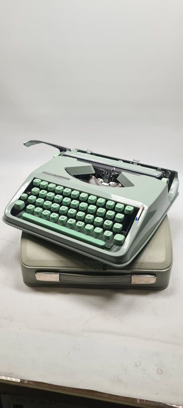 RESERVED! Hermes BabyHermes Baby, Vintage Manual Typewriter