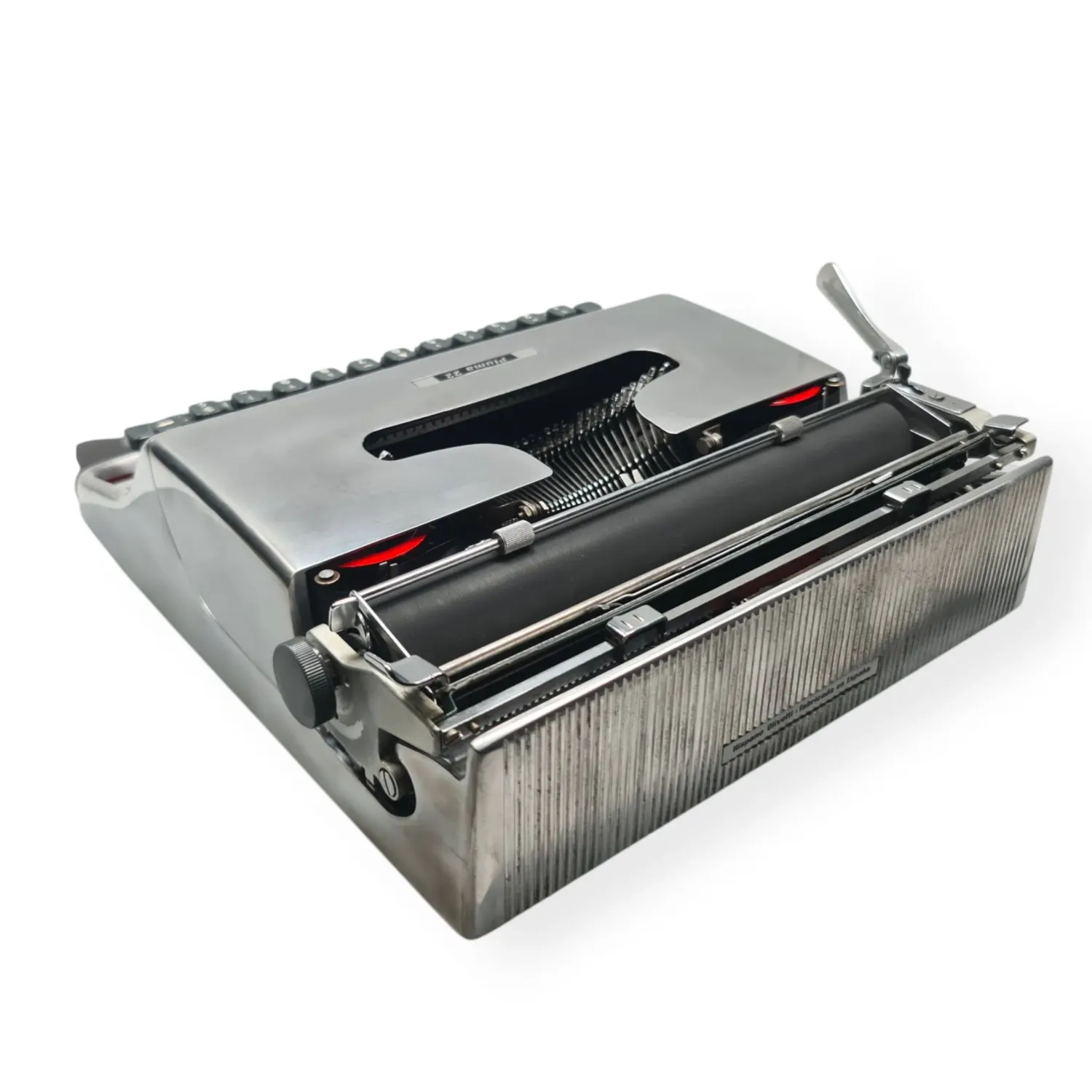 Olivetti Pluma 22 - Limited Polished Silver Edition Typewriter QWERTY