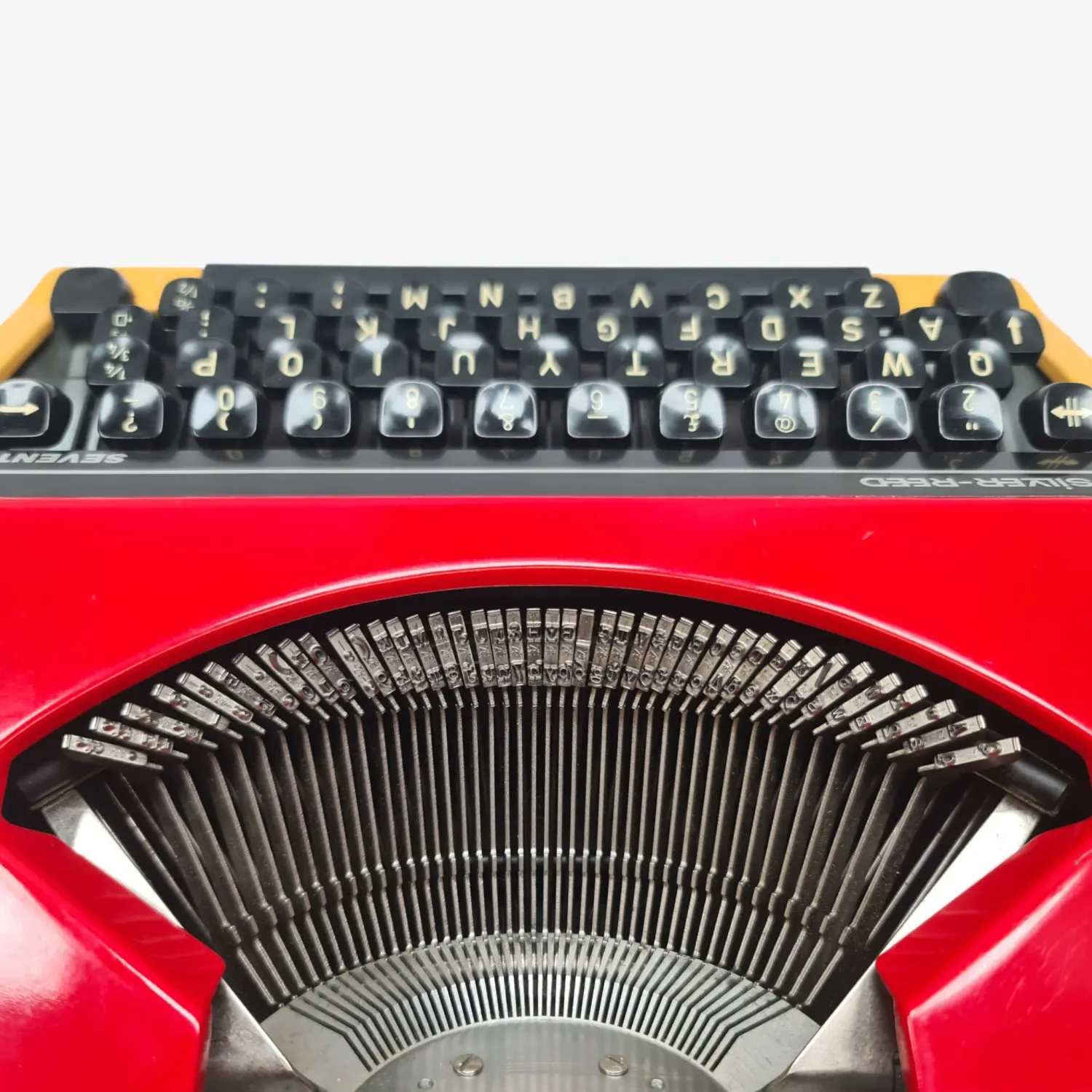 Silver-Reed Seventy- Restored 1970s Portable Typewriter (QWERTY, Elite Typeface)