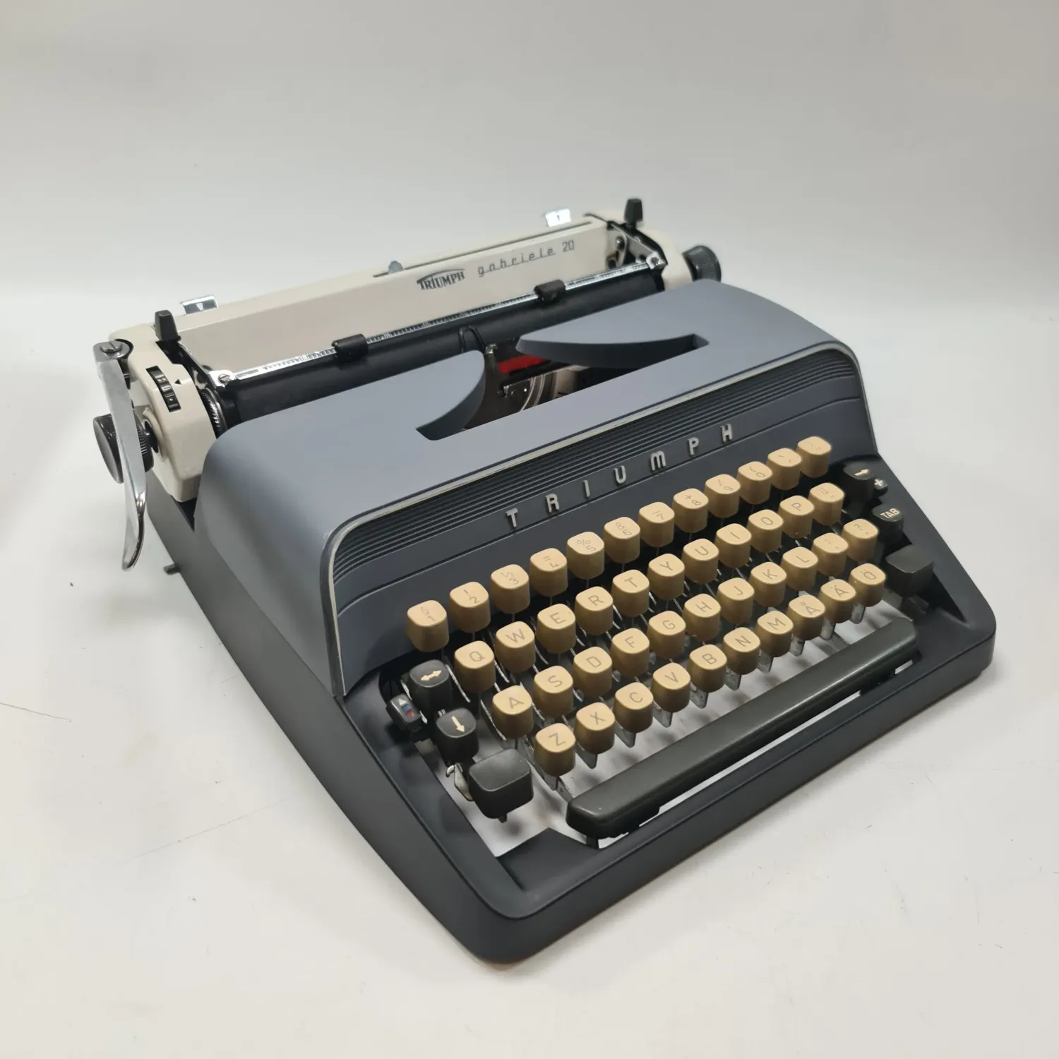 Adler Gabrielle 20 Manual Vintage Typewriter, QWERTY, Refurbished