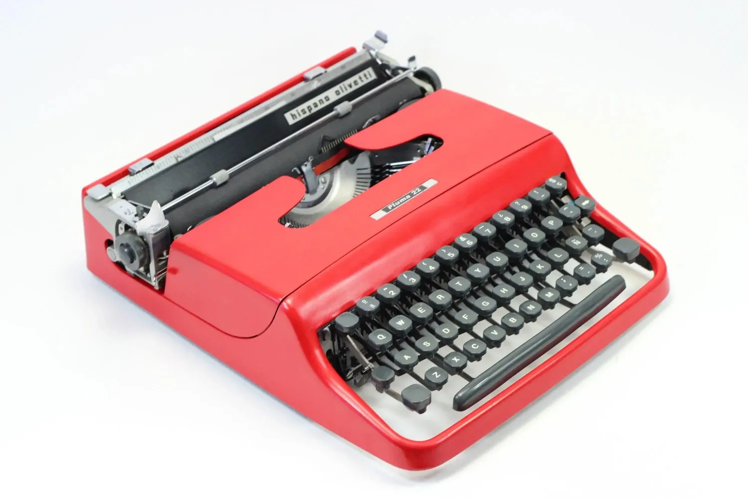 Olivetti Pluma 22 Red, Vintage Manual Typewriter, Restored