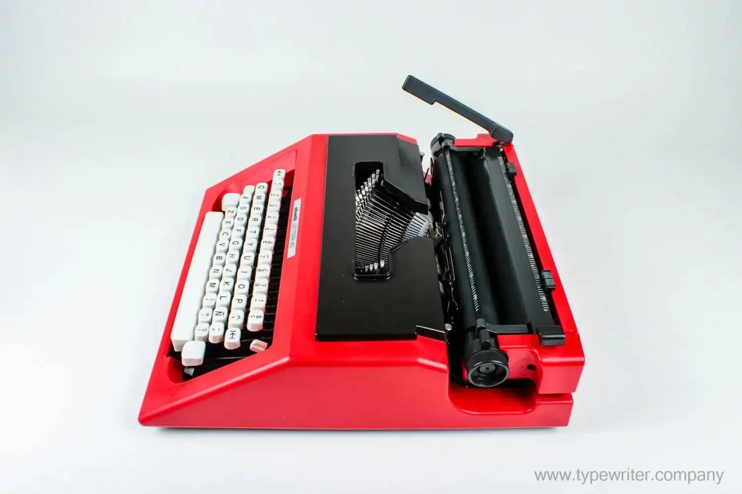 Olivetti Lettera 40/42 Red &amp; Black, Vintage Manual Typewriter, Refurbished