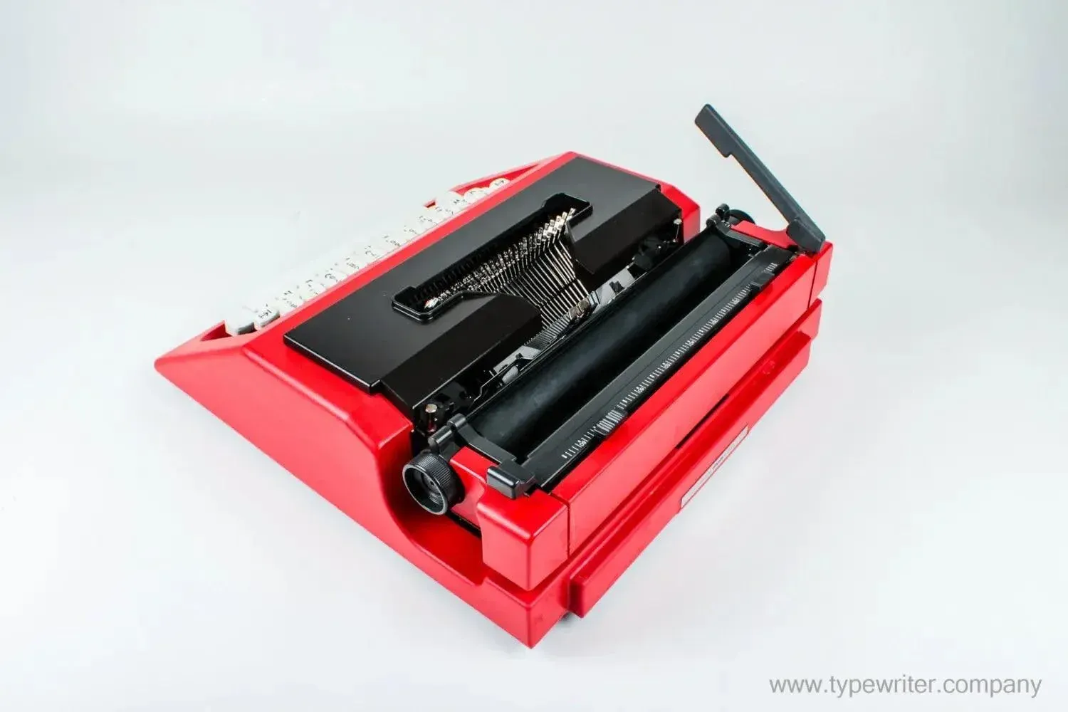 Olivetti Lettera 40/42 Red &amp; Black, Vintage Manual Typewriter, Refurbished