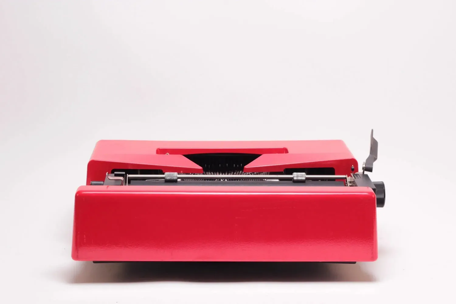 Olivetti Lettera 25 Red, Vintage Manual Typewriter, Refurbished