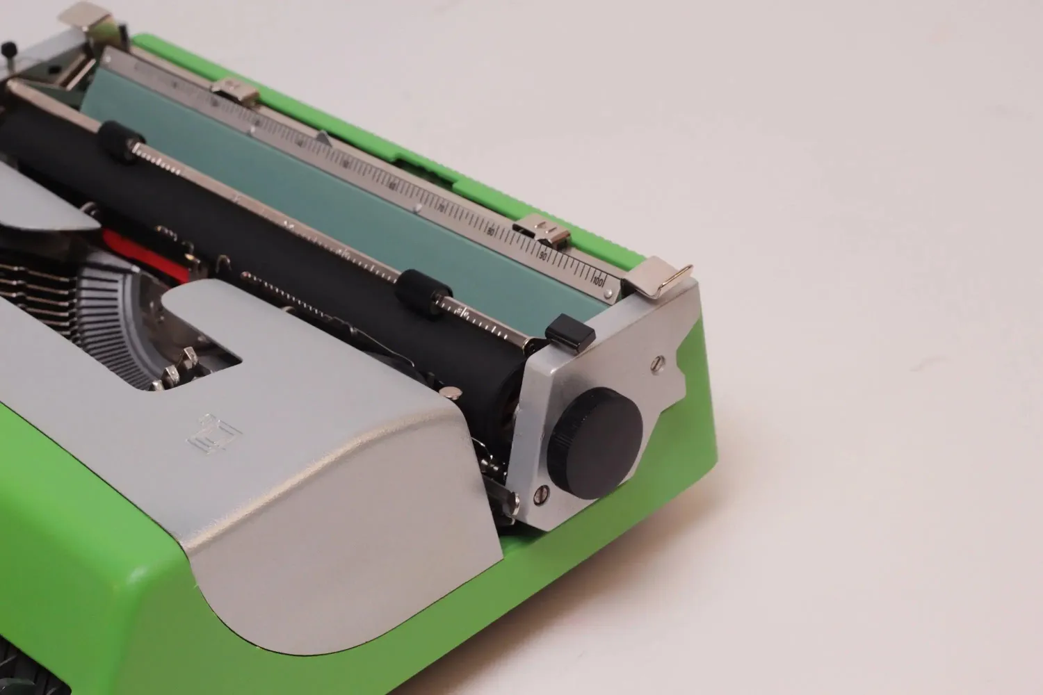 Olivetti Lettera 32 Green &amp; Gray, Vintage Manual Typewriter, Refurbished