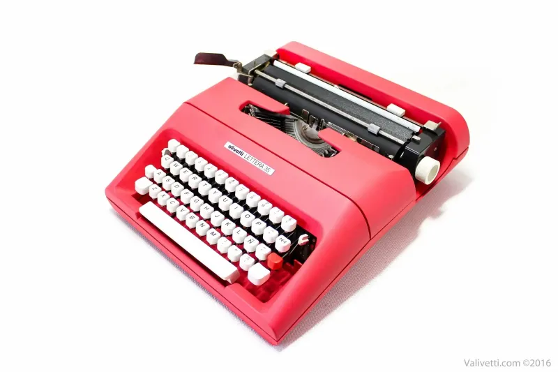 Olivetti Lettera 32 Rojo Carmesí, Máquina de Escribir Vintage, Manual, Renovada
