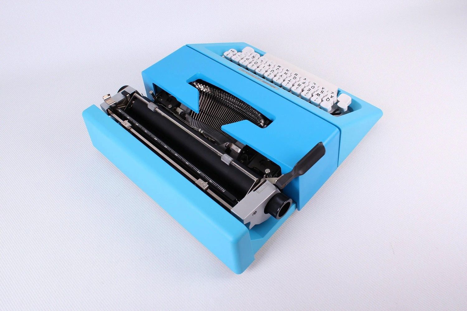 Olivetti Lettera 25 Blue, Vintage Manual Typewriter, Refurbished