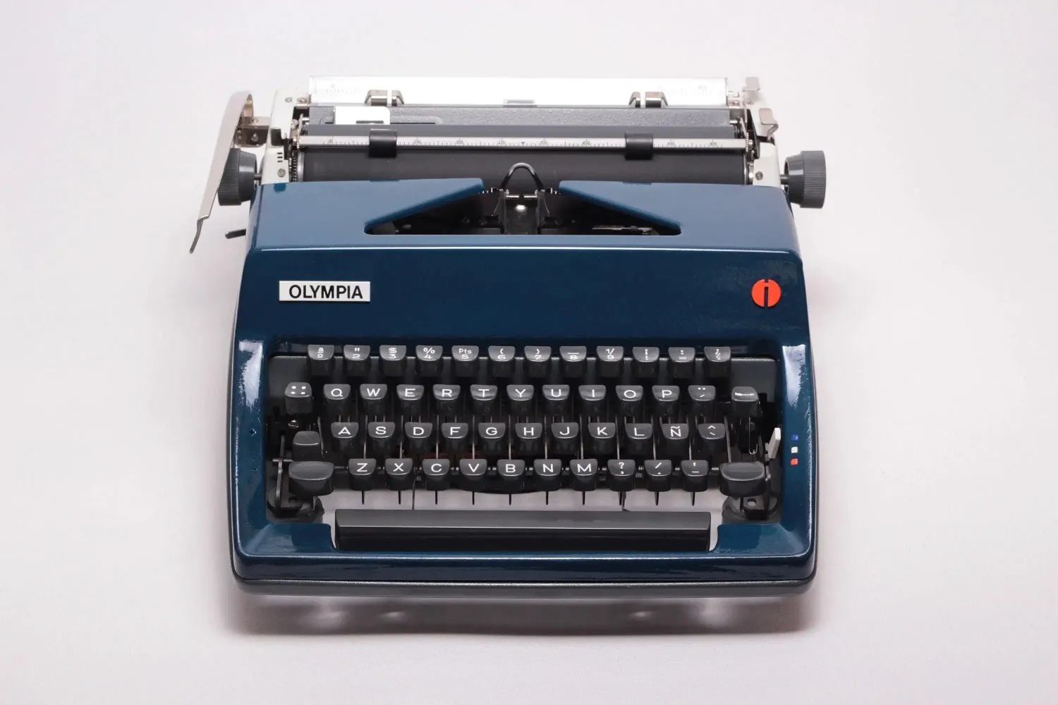 Olympia SM Navy Blue, Vintage Manual Typewriter, Refurbished