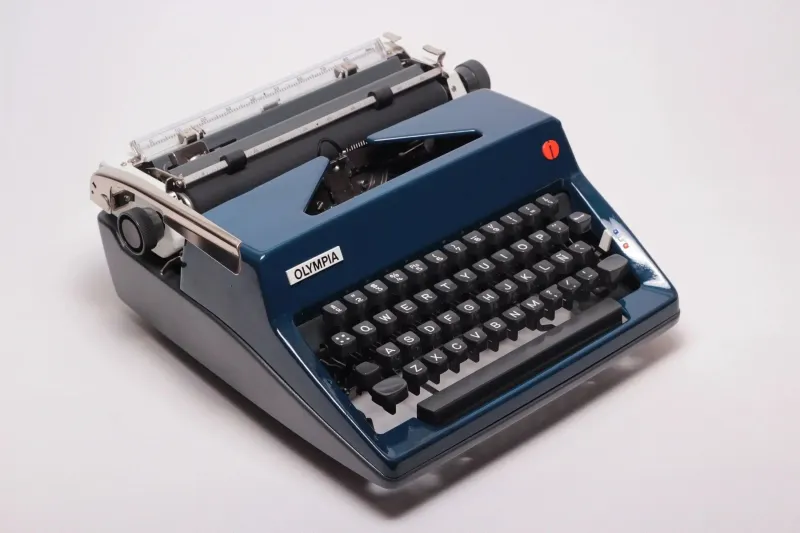 Olympia SM Navy Blue, Vintage Manual Typewriter, Refurbished
