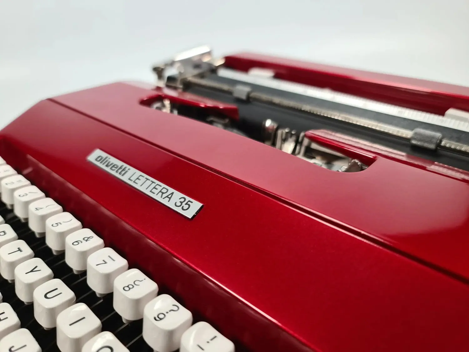 Olivetti Lettera 35 Glossy Burgundy Vintage Manual Typewriter Restored