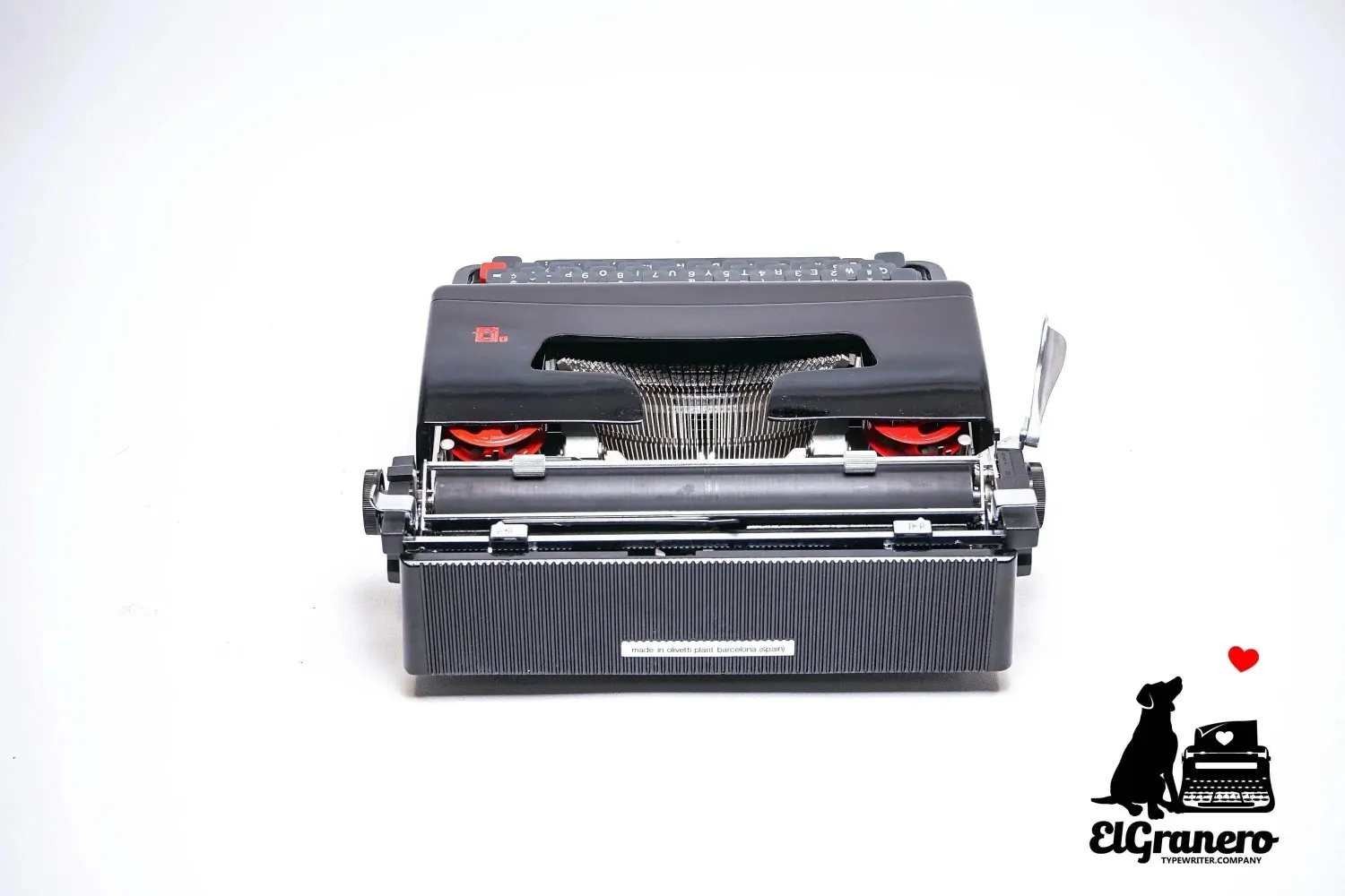 Olivetti Lettera 32 Glossy Black, Vintage Manual Typewriter, Restored