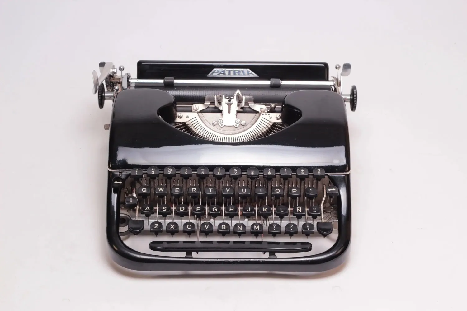 Patria Black, Vintage Manual Typewriter, Restored