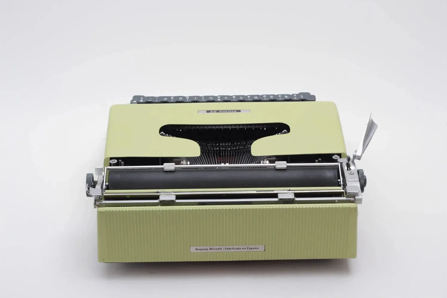 Olivetti Pluma 22, Original Green Manual Vintage Typewriter, Serviced