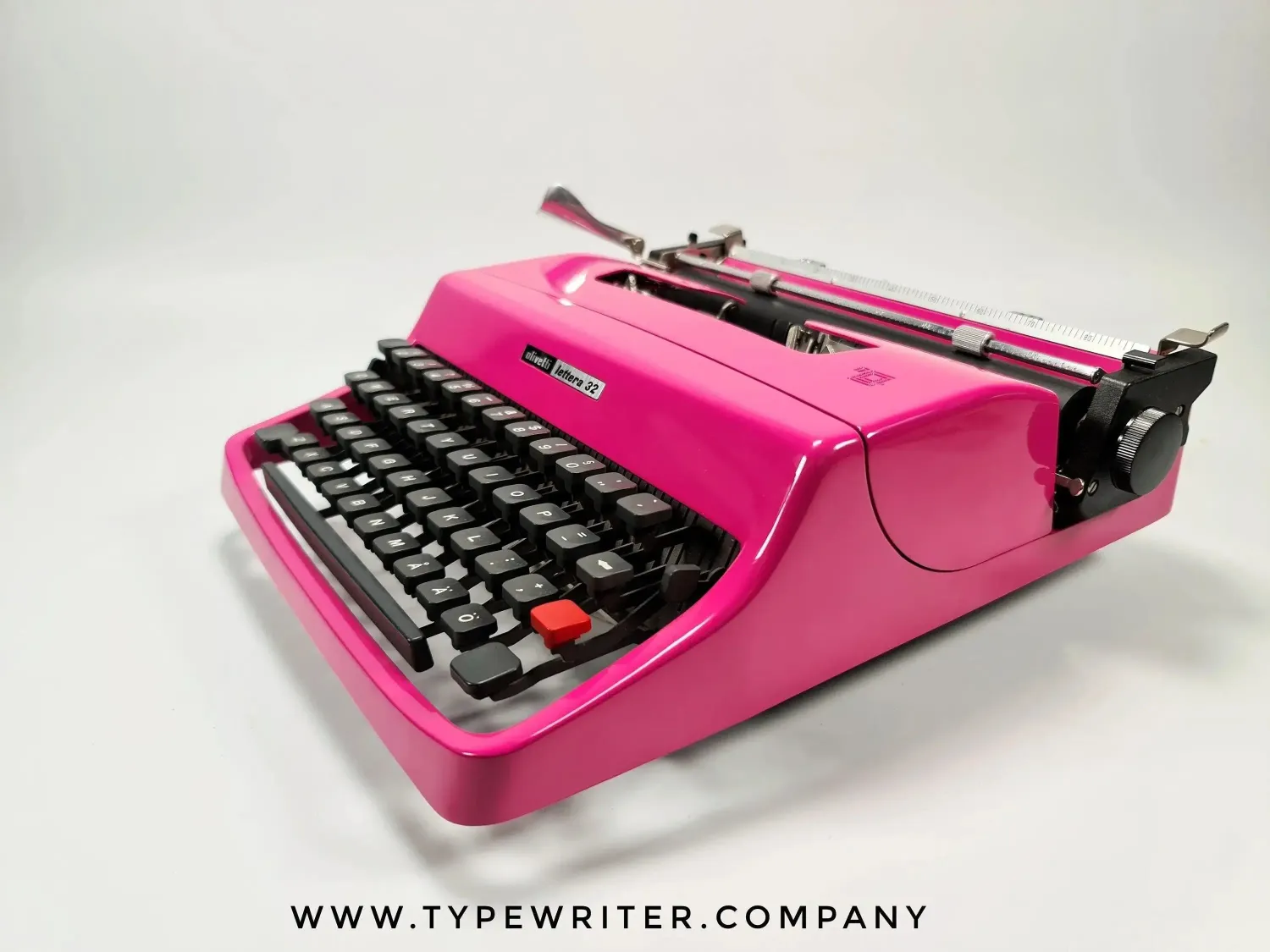 Olivetti Lettera 32 Swedish Pink Vintage Manual Typewriter, Restored