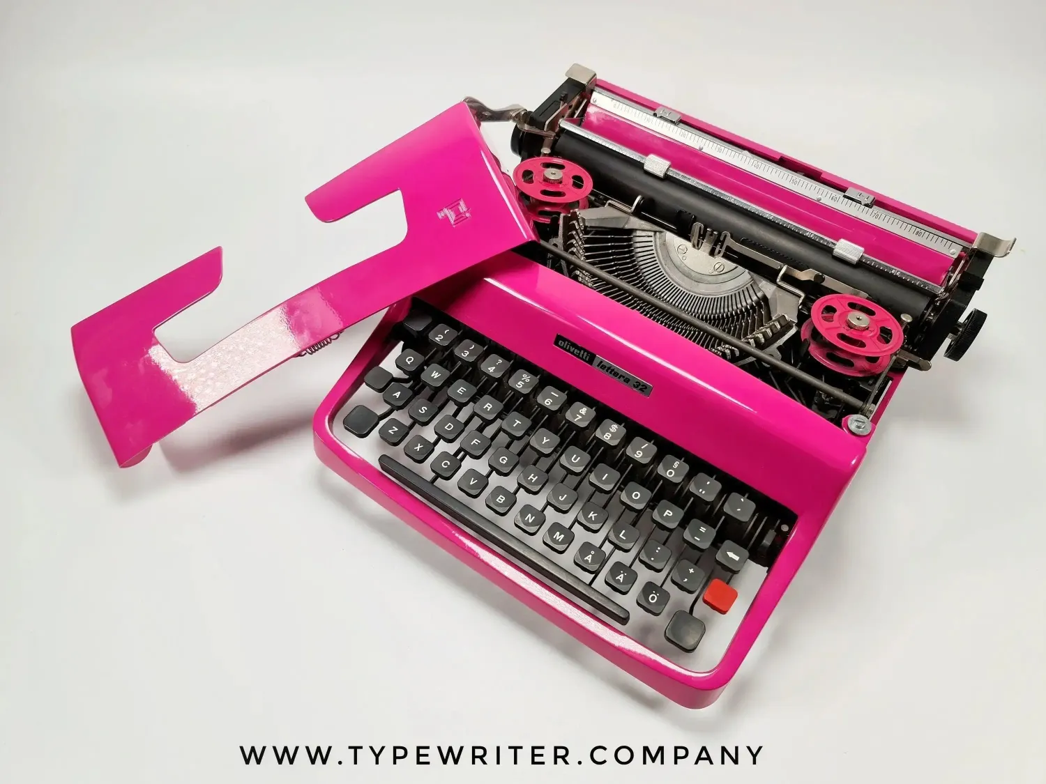 Olivetti Lettera 32 Swedish Pink Vintage Manual Typewriter, Restored