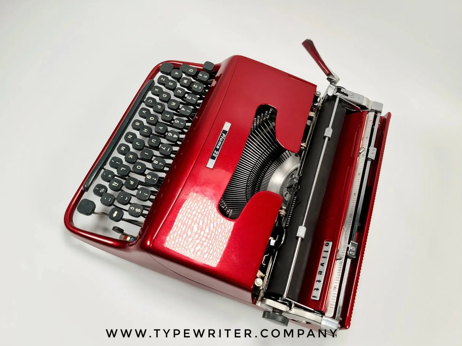 Olivetti Pluma 22 Coral Red, Vintage Manual Typewriter, Refurbished