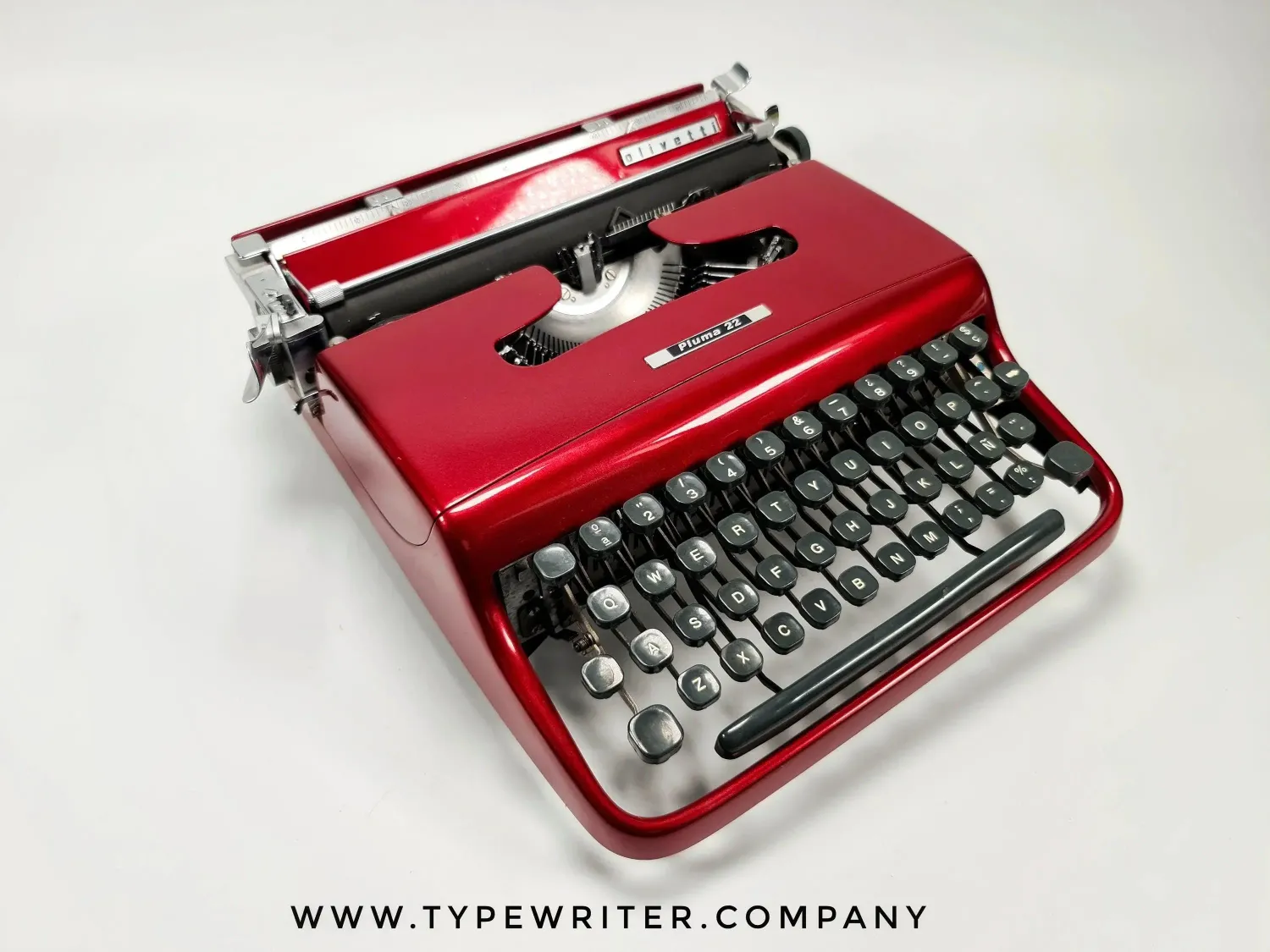 Olivetti Pluma 22 Coral Red, Vintage Manual Typewriter, Refurbished