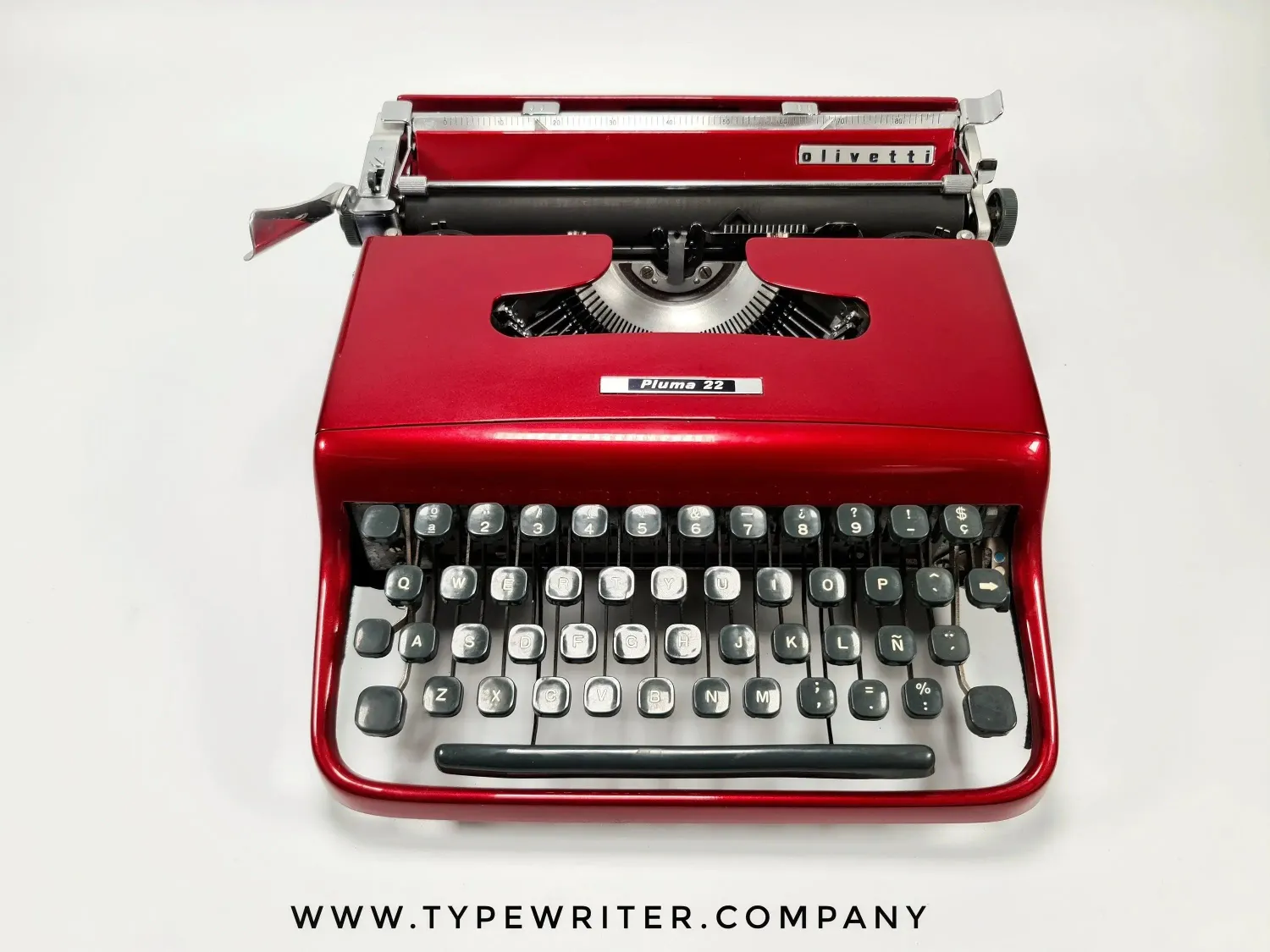 Olivetti Pluma 22 Coral Red, Vintage Manual Typewriter, Refurbished