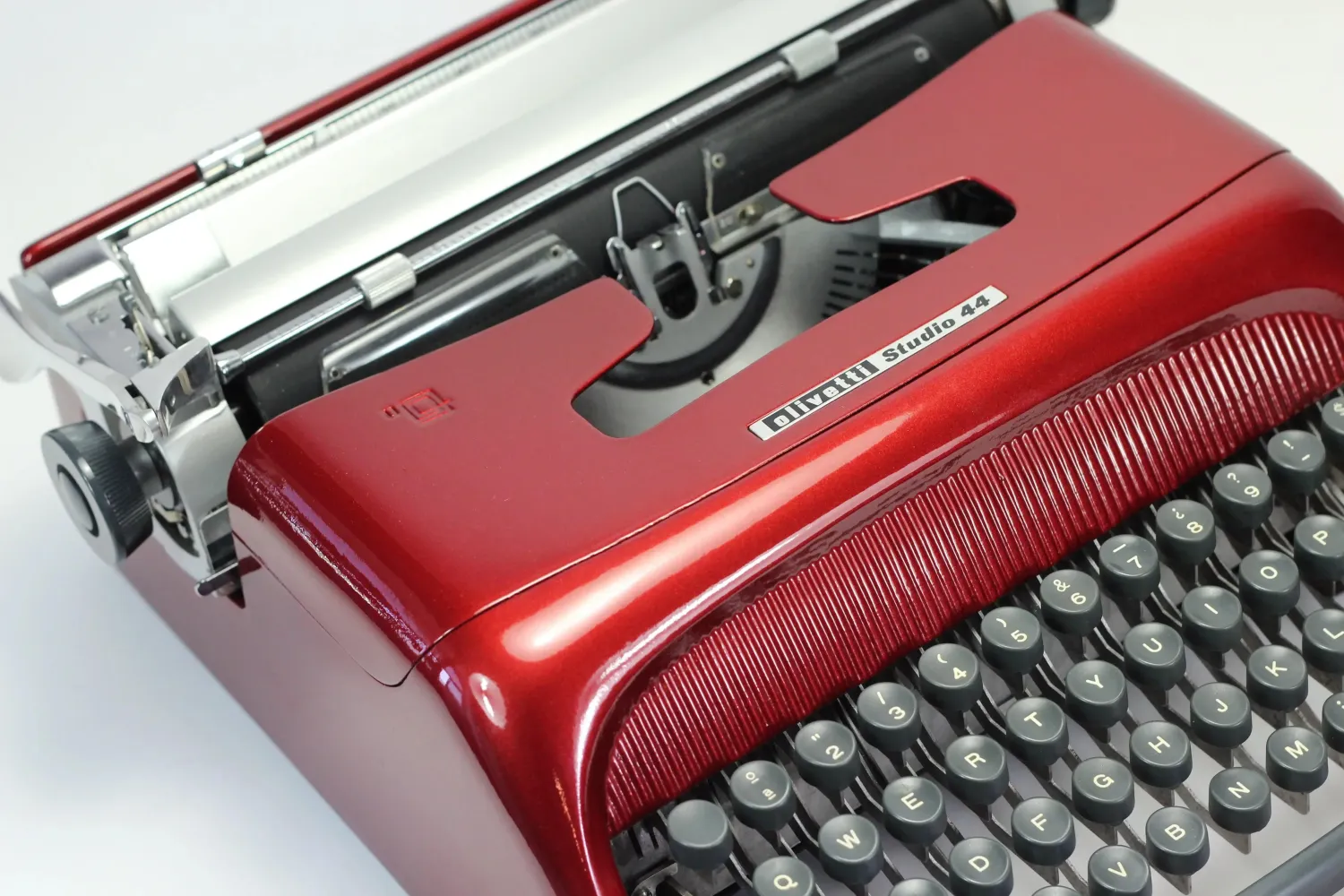 Olivetti Studio 44 Burgundy Vintage Typewriter, Restored