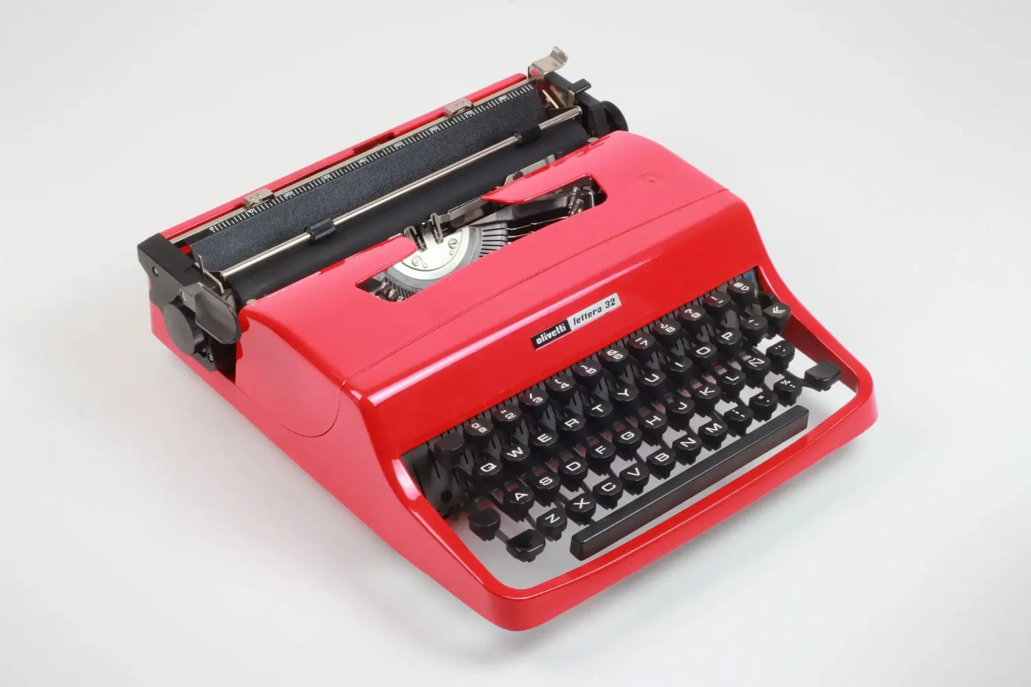 Olivetti Lettera 32 Glossy Red Vintage Manual Typewriter, Refurbished