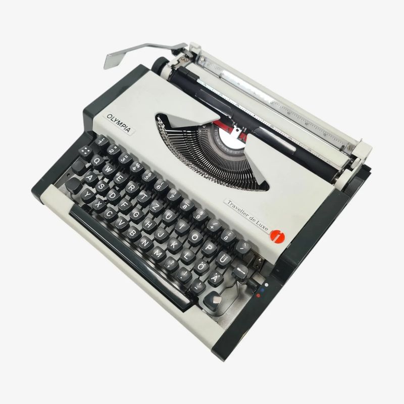 Olympia Traveller De Luxe Manual Vintage Typewriter,  Portable, Serviced