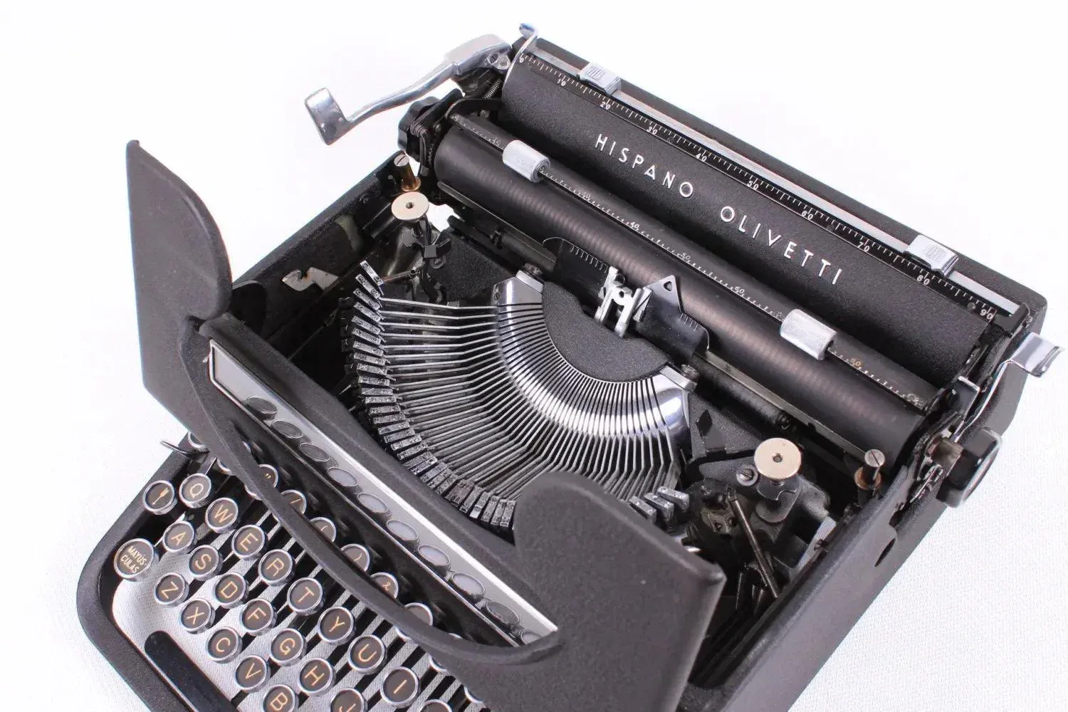 Hispano Olivetti Studio 46/42 Portable Manual Vintage Typewriter