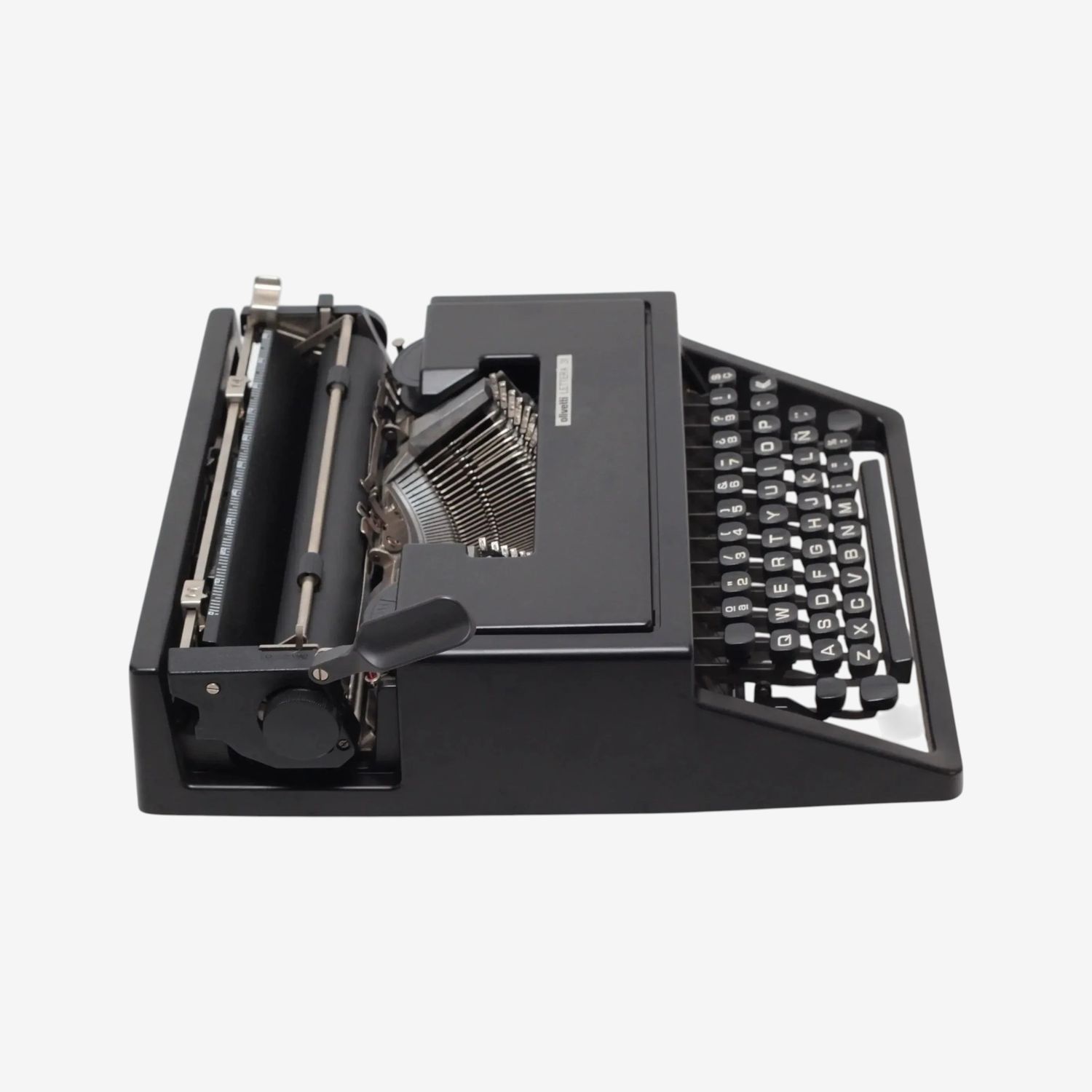 Olivetti Dora, Black Portable Manual Vintage Typewriter, Restored