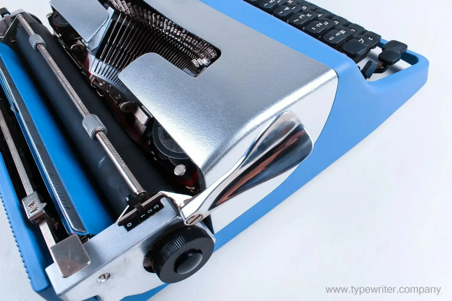 Olivetti Lettera 32 Blue &amp;Silver, Vintage Manual Typewriter, Restored