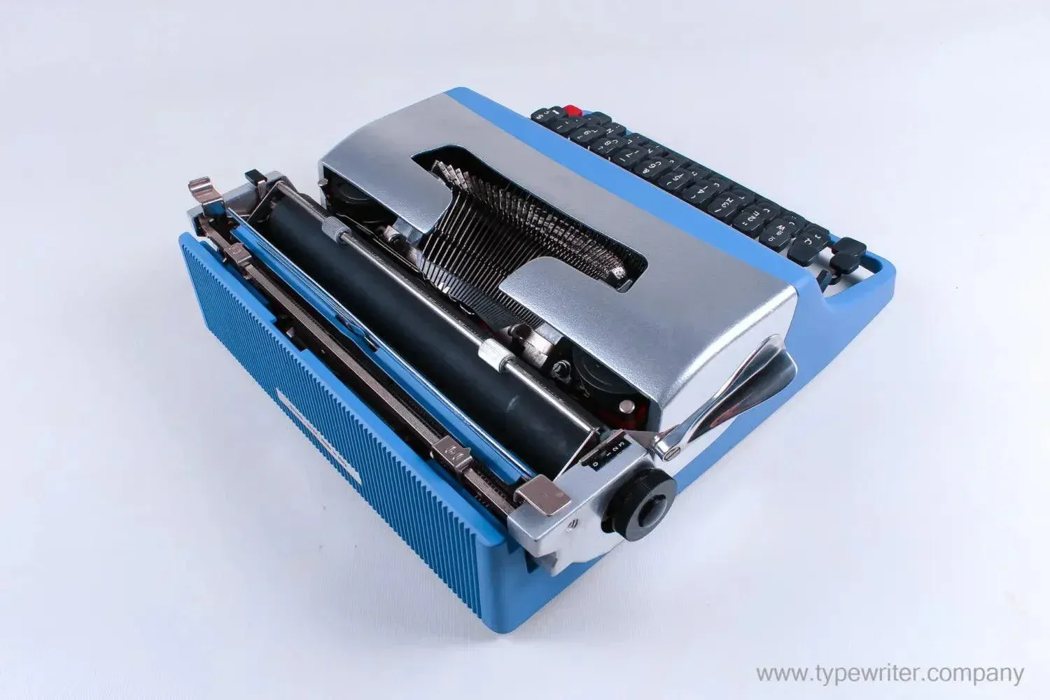 Olivetti Lettera 32 Blue &amp;Silver, Vintage Manual Typewriter, Restored