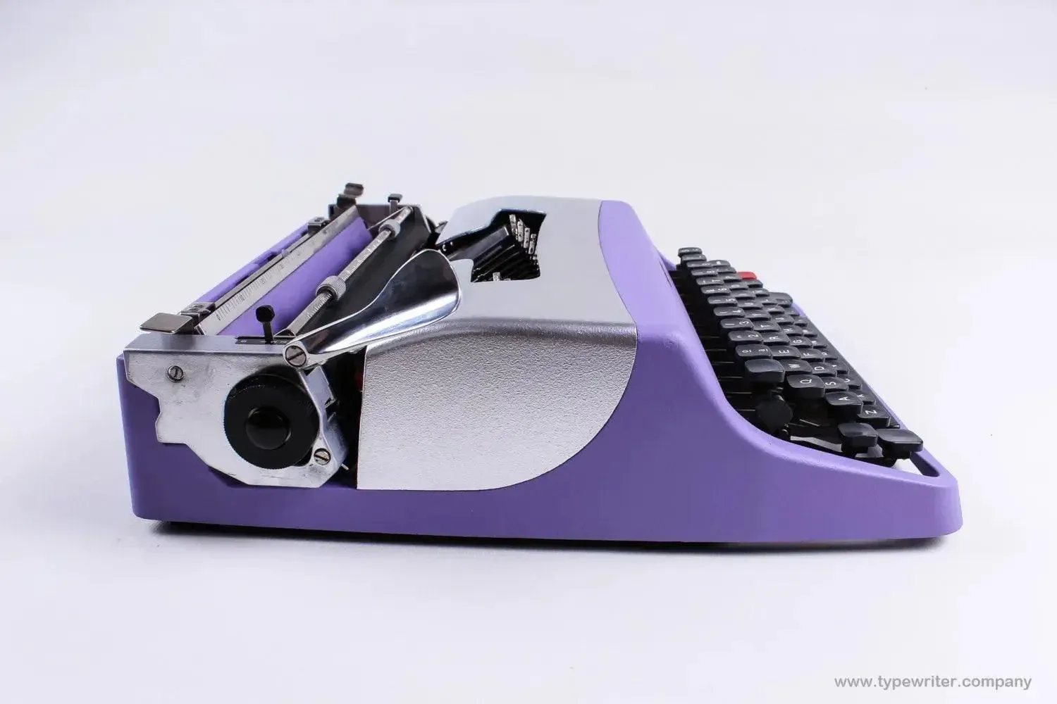 Olivetti Lettera 32 Lilac&amp;Silver, Vintage Manual Typewriter, Restored
