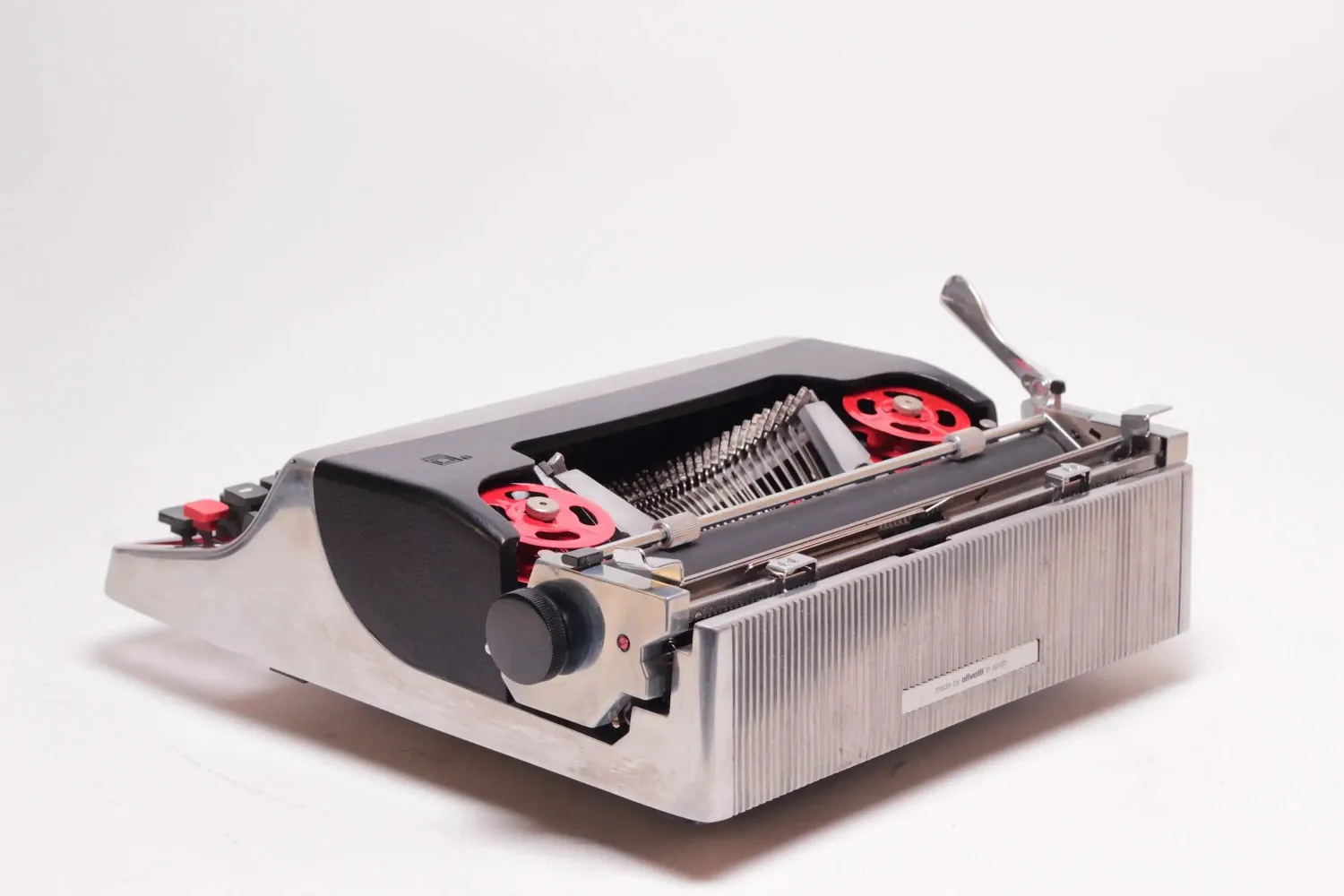 Olivetti Lettera 32 Polished Silver and Black Vintage Manual Typewriter, Refurbished