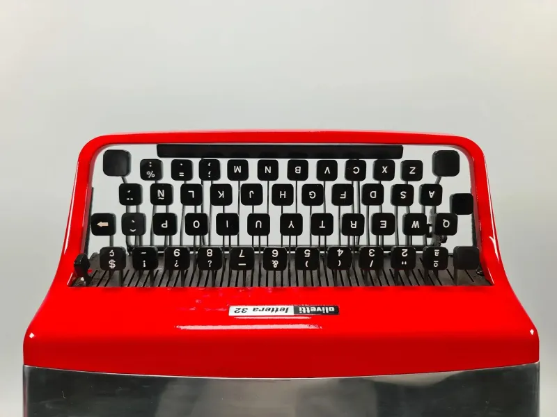 Olivetti Lettera 32 Red and Silver Vintage Manual Typewriter, Restored