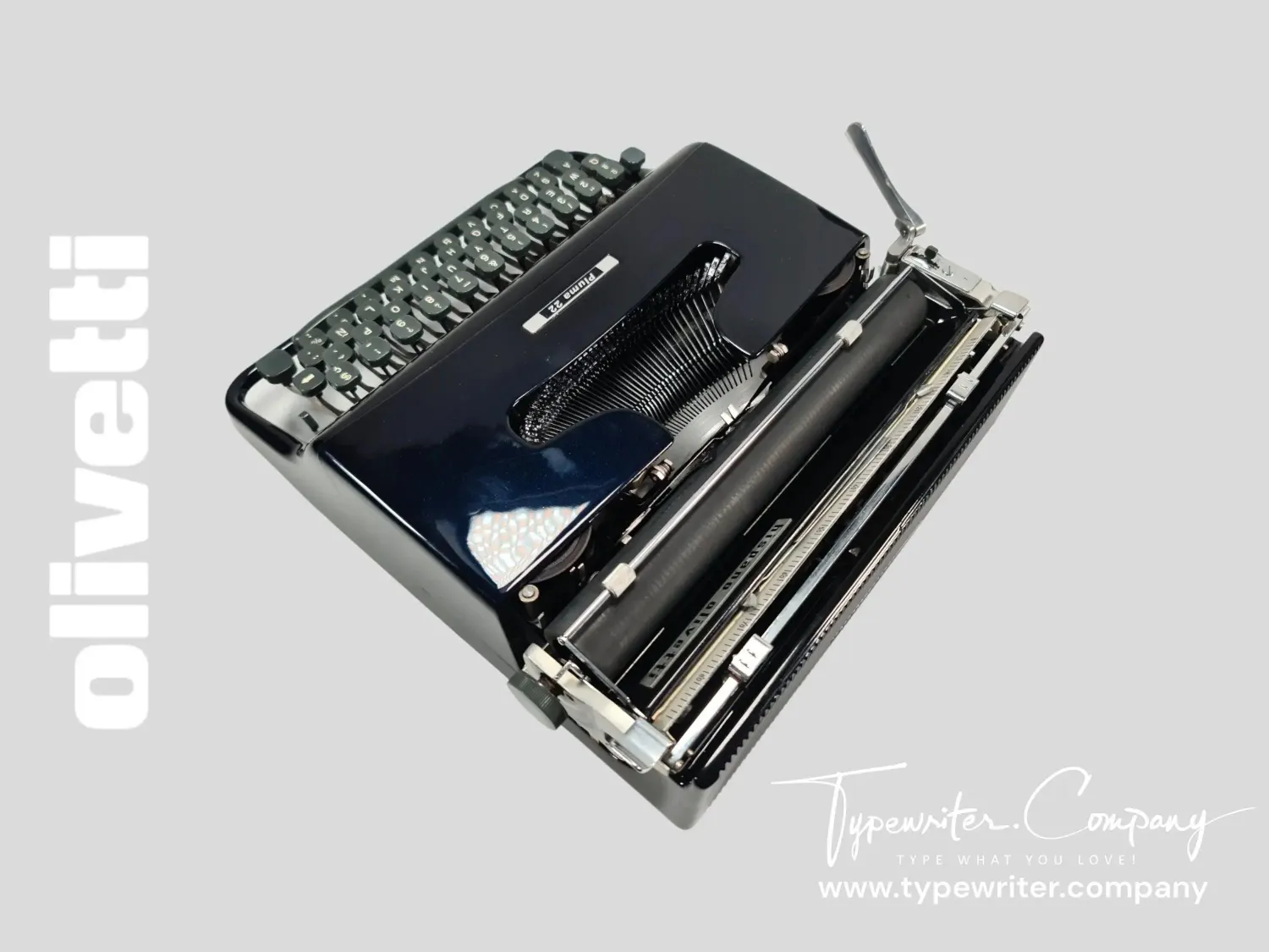 Olivetti Pluma 22, Pro Navy Blue Manual Vintage Typewriter, Restored