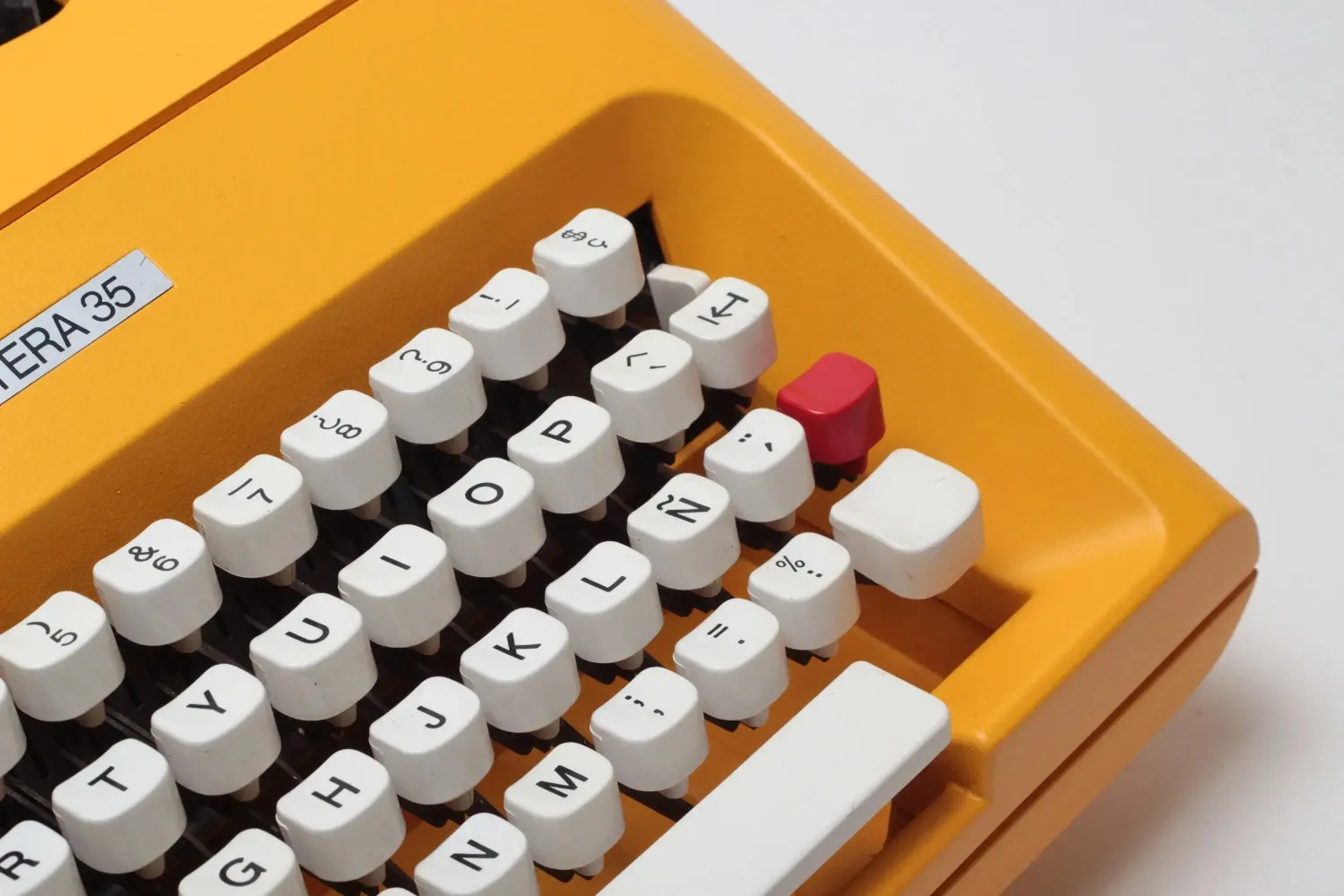 Olivetti Lettera 35 Yellow Vintage, Manual Typewriter, Restored