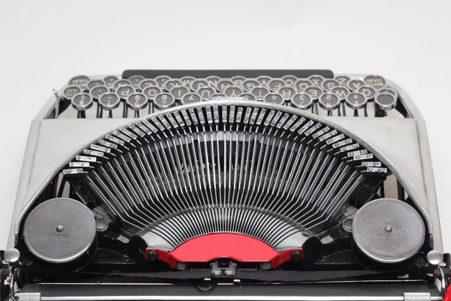 Olivetti Ico MP1 Polished Silver, Vintage Manual Typewriter, Restored