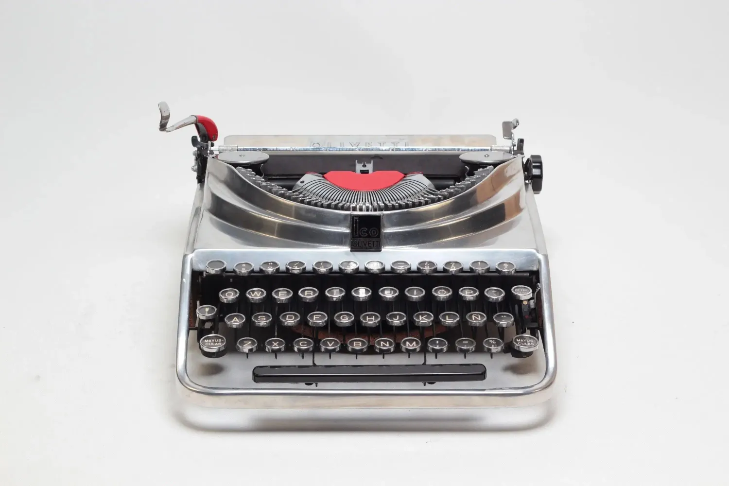 Olivetti Ico MP1 Polished Silver, Vintage Manual Typewriter, Restored