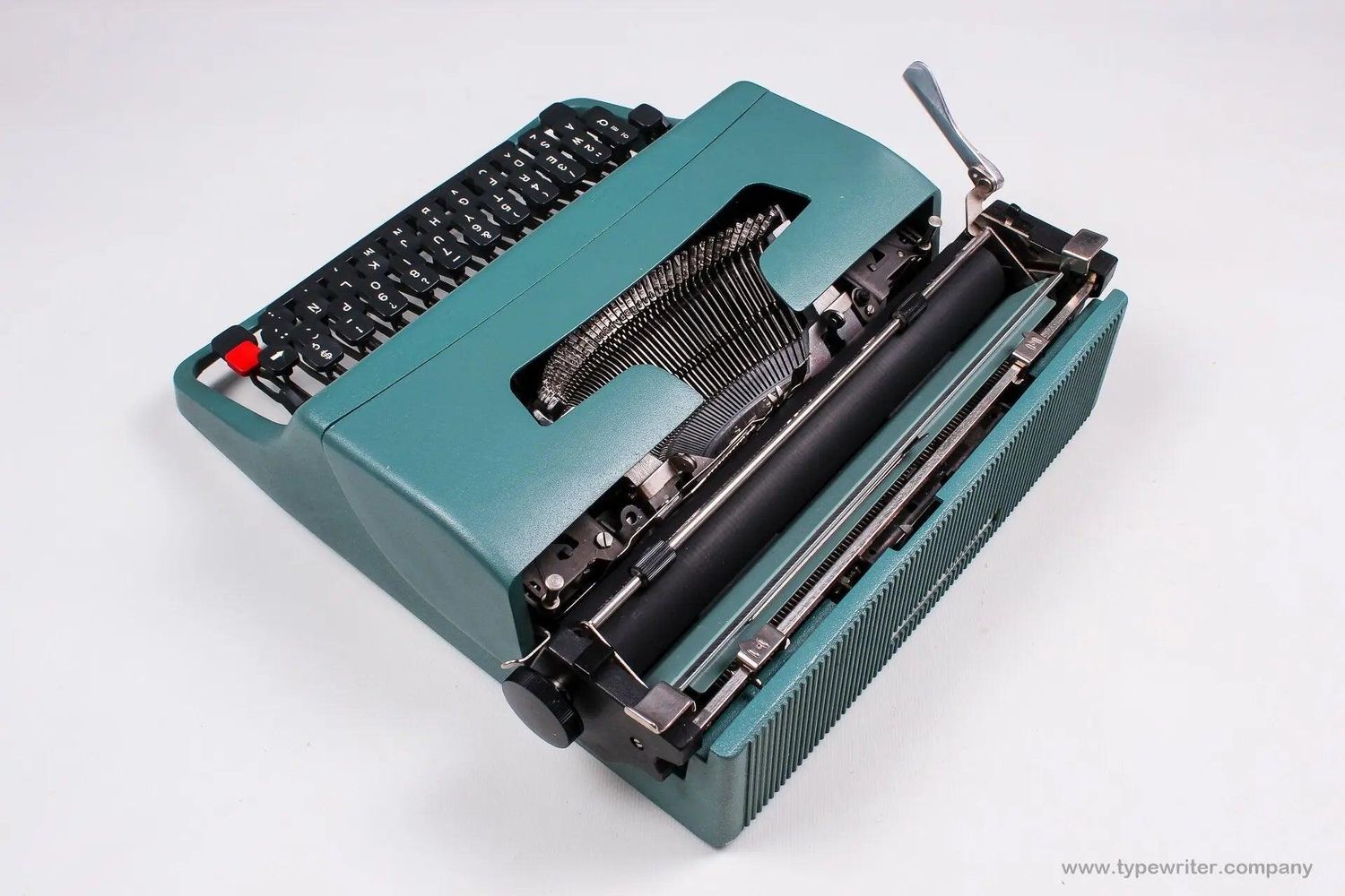 Olivetti Lettera 32 Original Green, Vintage Manual Typewriter, Restored