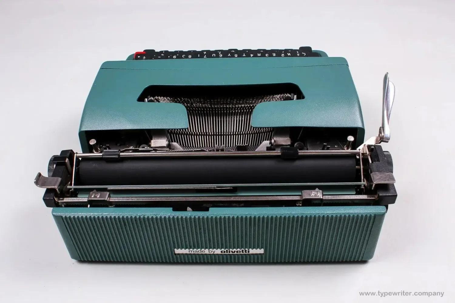 Olivetti Lettera 32 Original Green, Vintage Manual Typewriter, Restored