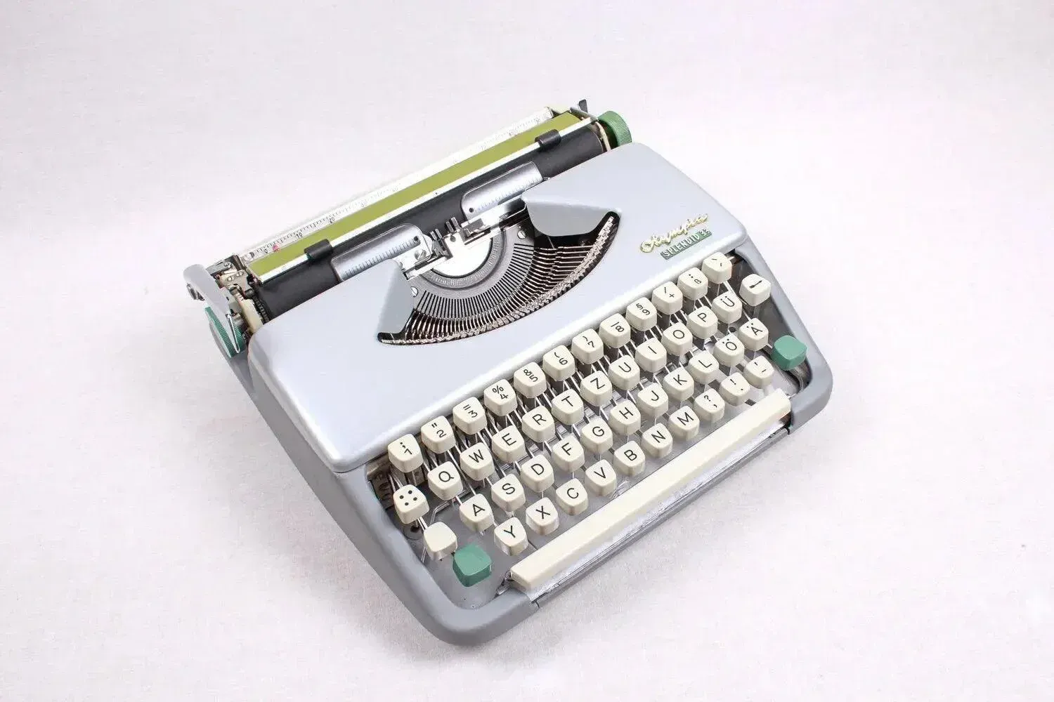 Olympia Splendid 33 Pastel Blue, Vintage Manual Typewriter, Refurbished