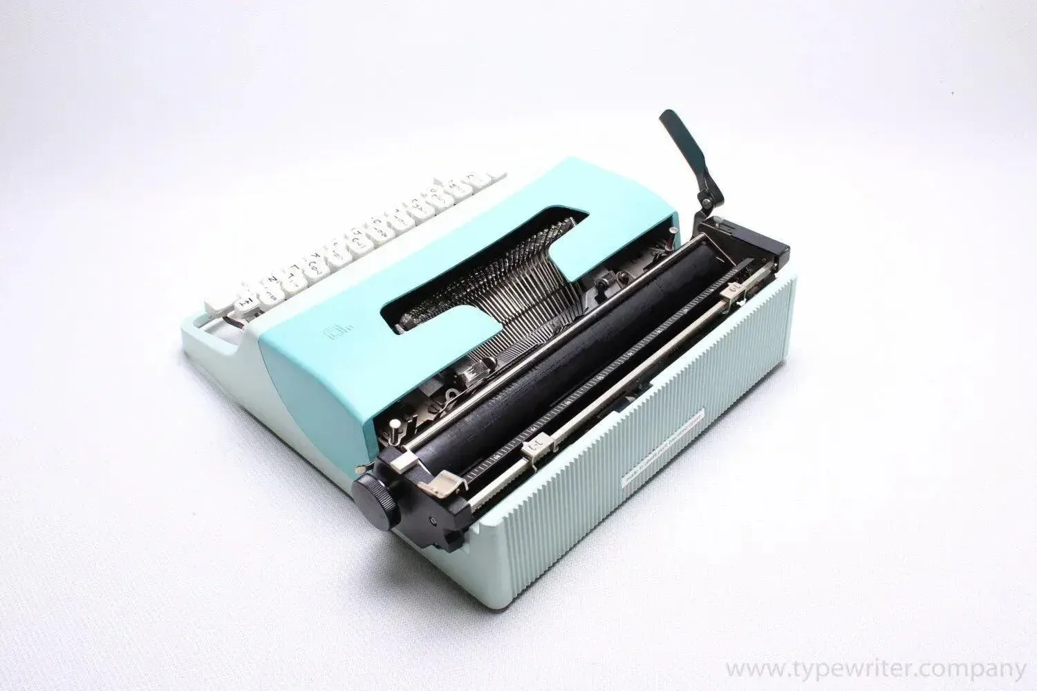Olivetti Lettera 32 Light Blue, Vintage Manual Typewriter, Restored