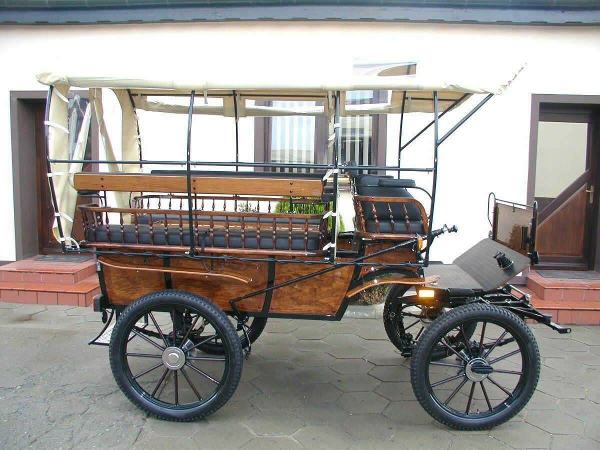 WAGONNETTE BÂCHEE CHEVAL 8 places 014L