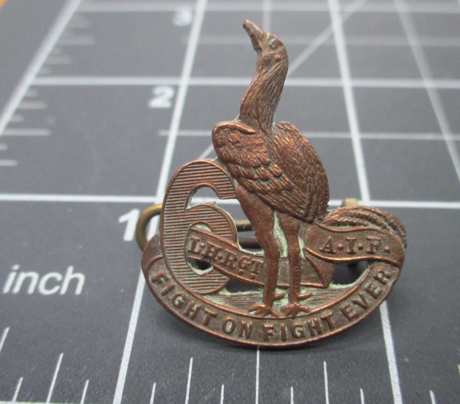 6th Light Horse A.I.F.   Collar Badge 1912-1918