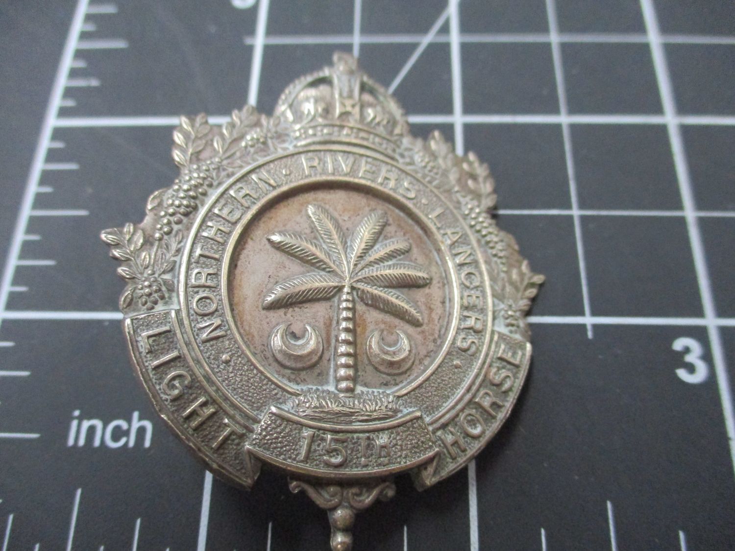 15th Light Horse 1930-42 Hat badge.