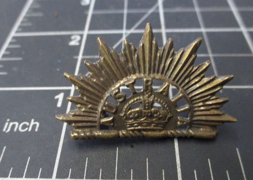 ACH. Australian Commonwealth Horse collar Badge 1900-1912