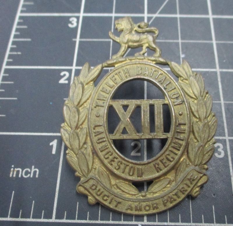 12th Infantry Battalion  1930-42 hat badge