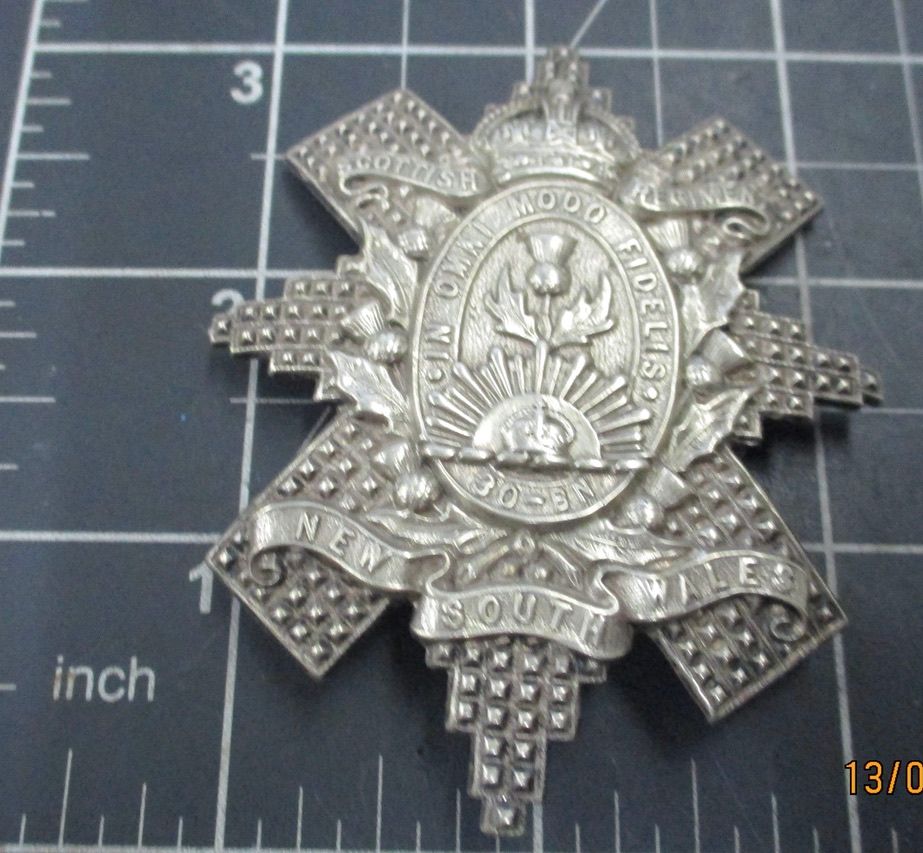 30th Infantry Battalion  1930-42 hat badge